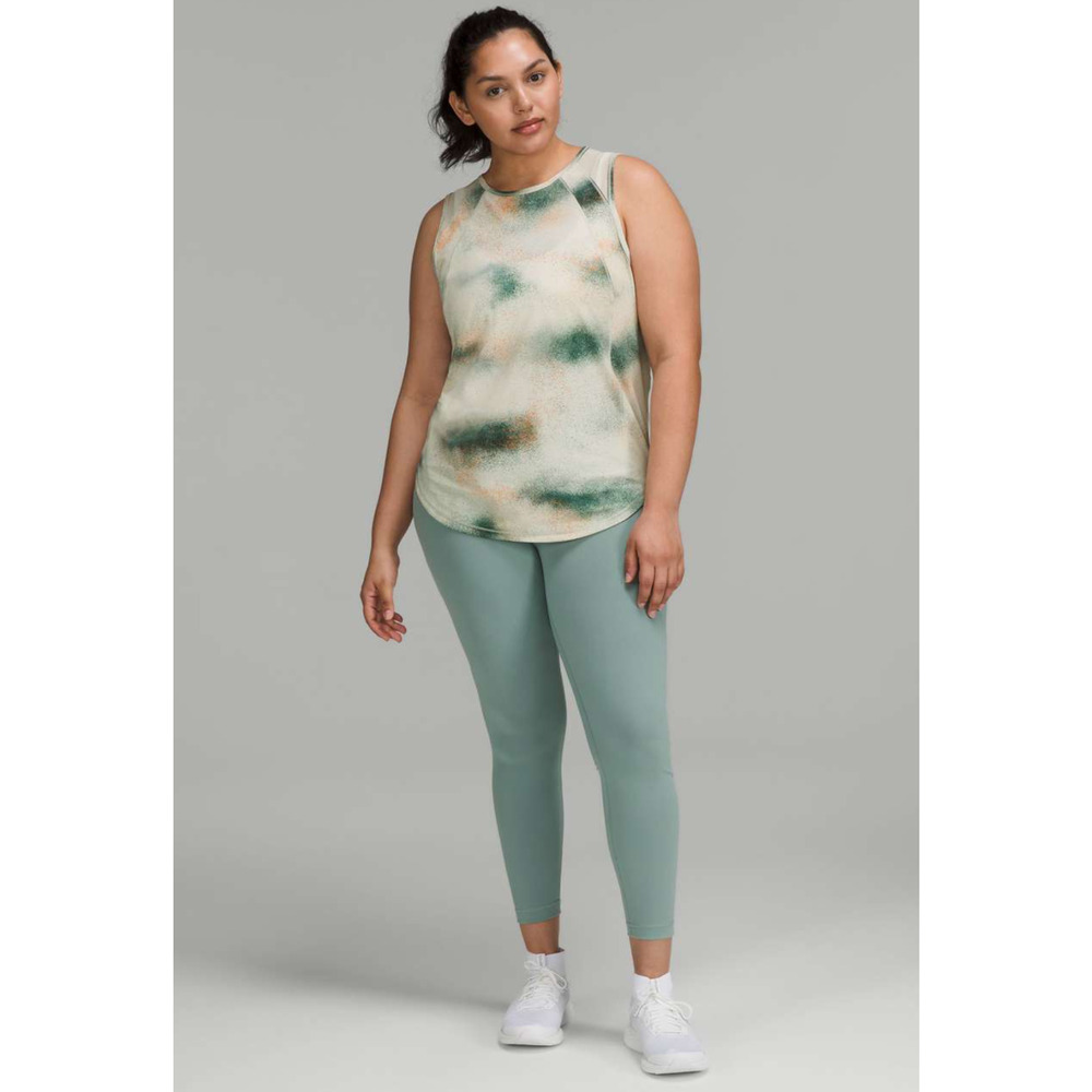 Lululemon Sculpt Tank Top *Back Vent* Size 6 Spray Camo